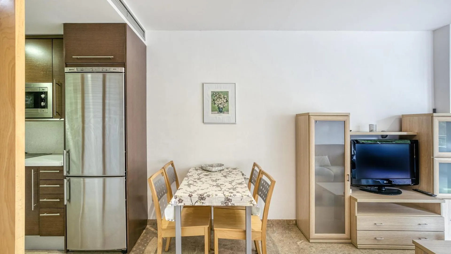 Maritimo Apartment Llanca