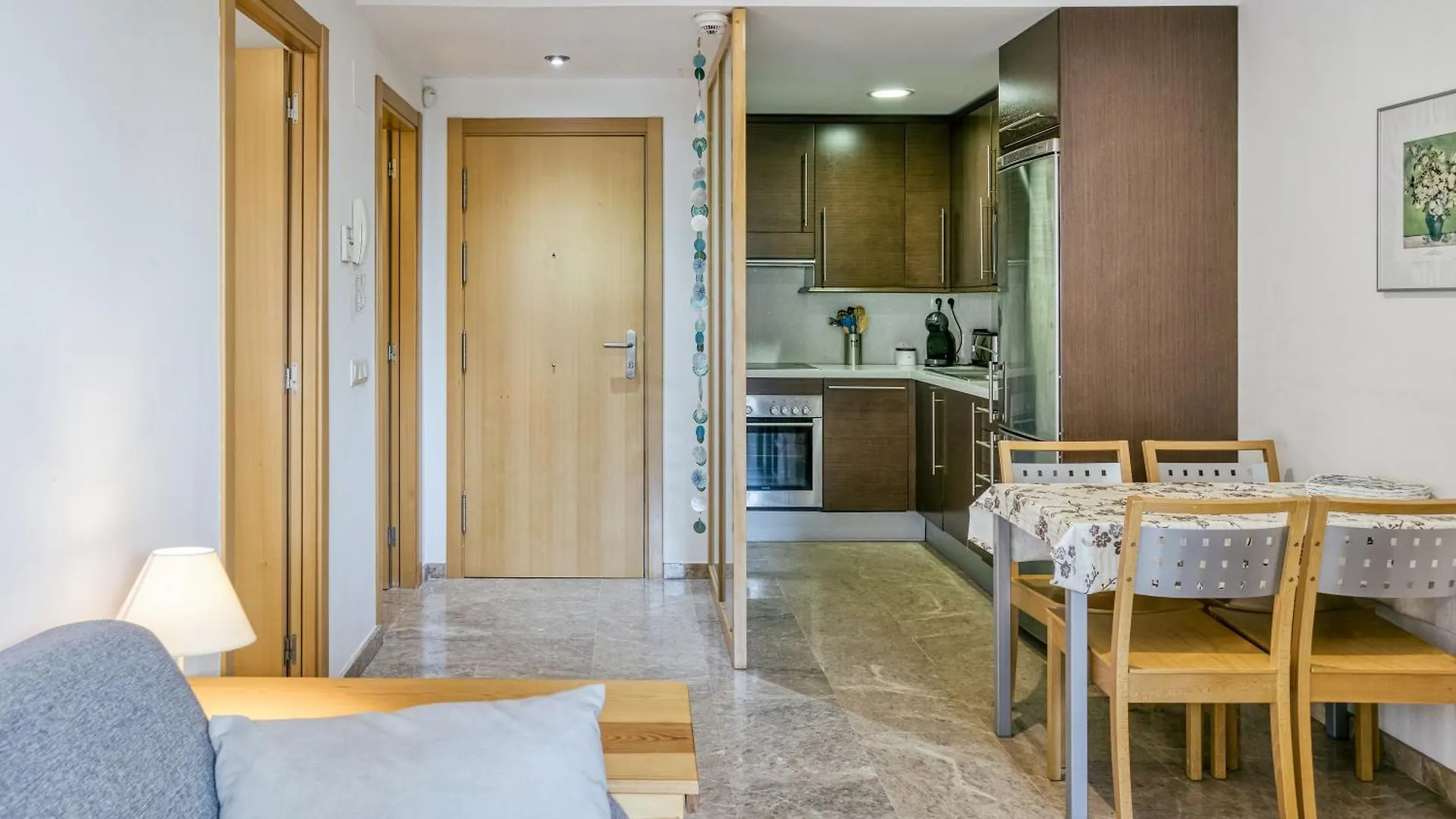 Maritimo Apartment Llanca Spain